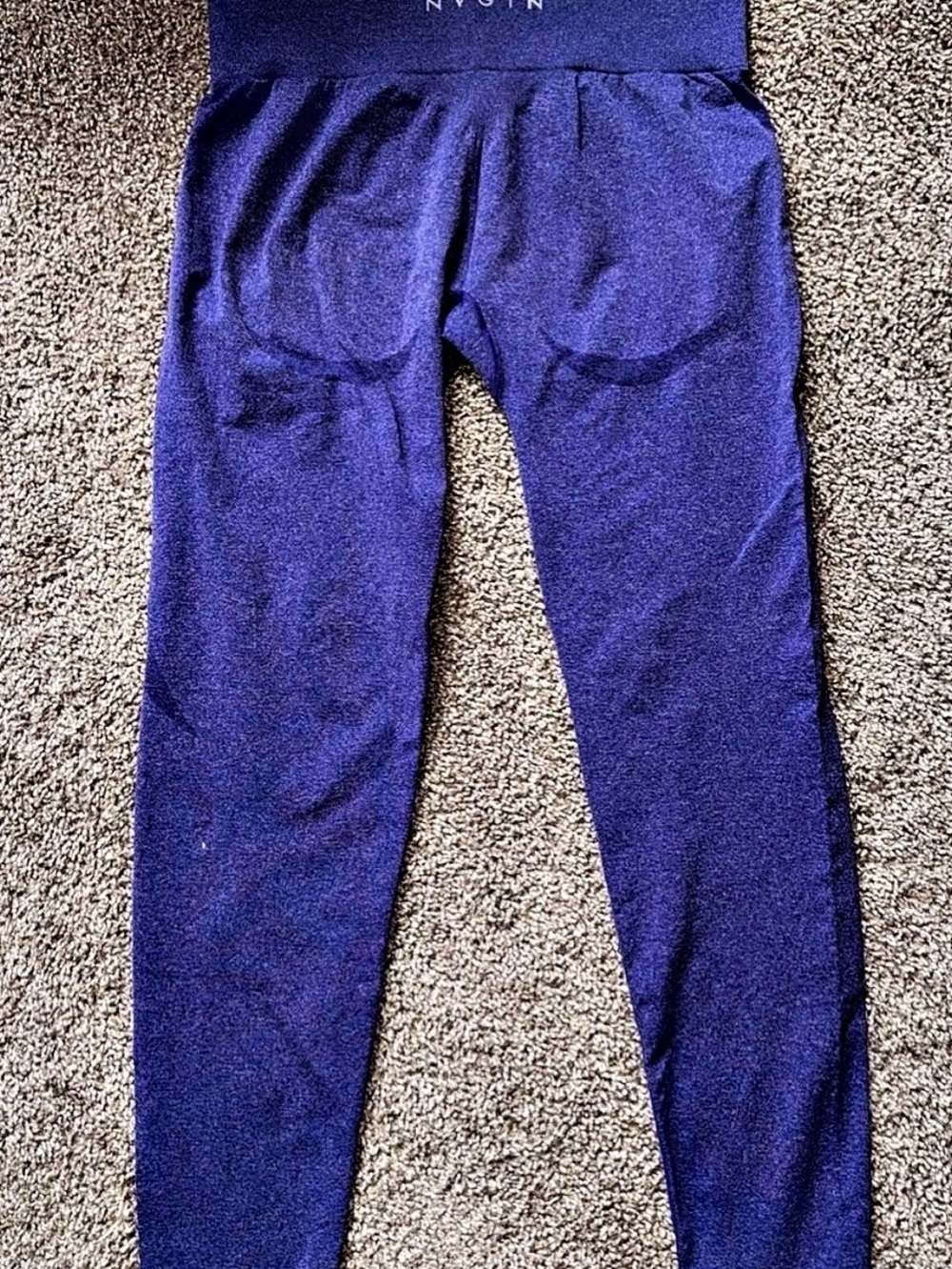 NVGTN Contour Seamless Leggings. XL